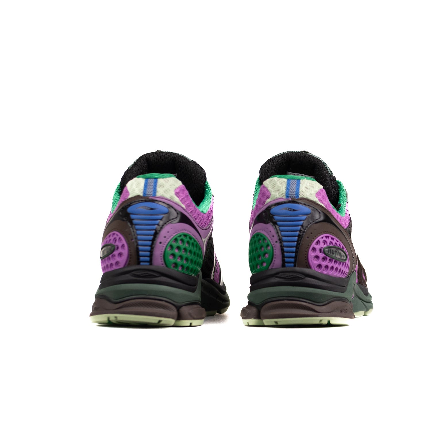 SAUCONY x JAE TIPS PROGRID TRIUMPH 4 - PERILLA