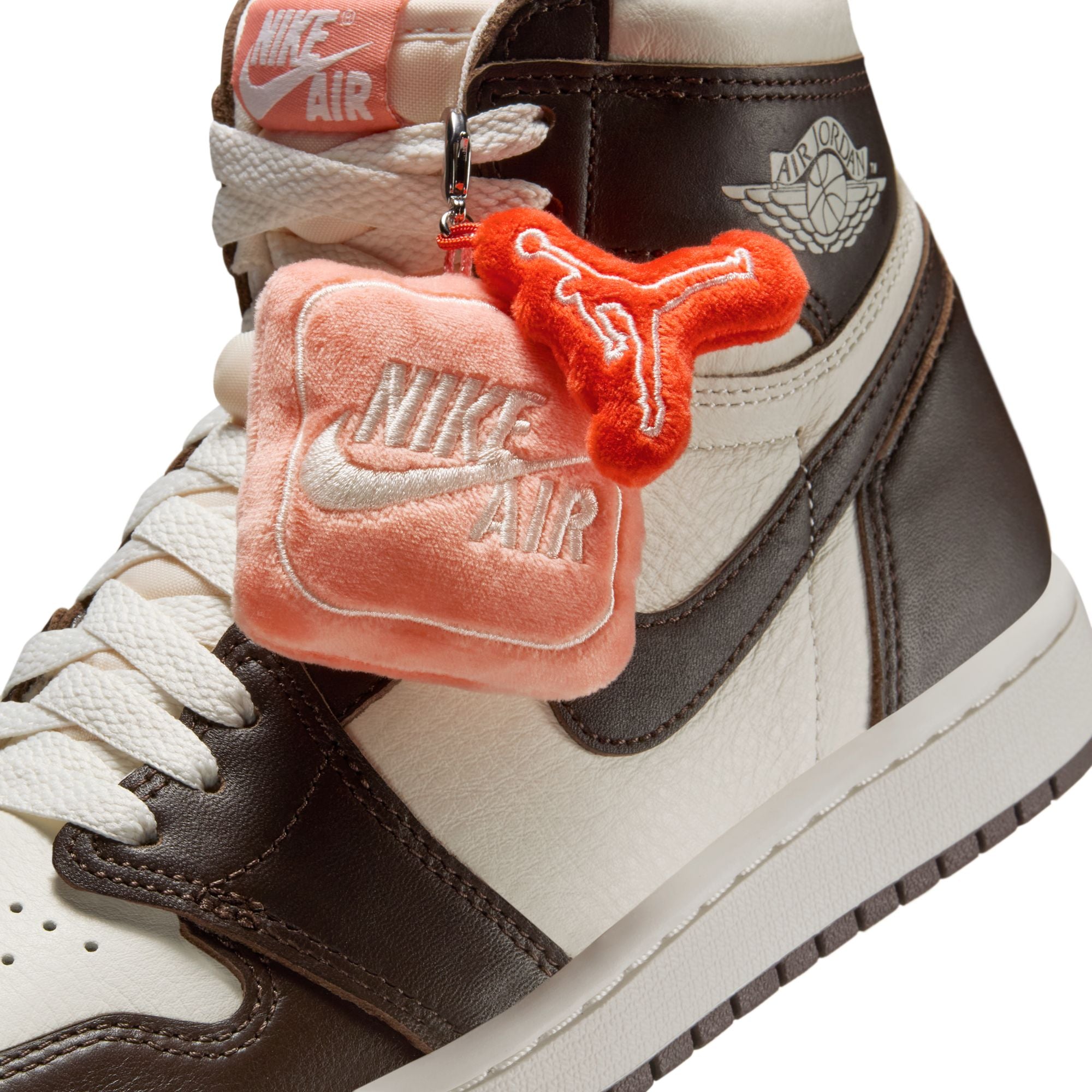 WMNS AIR JORDAN 1 HIGH OG - BAROQUE BROWN