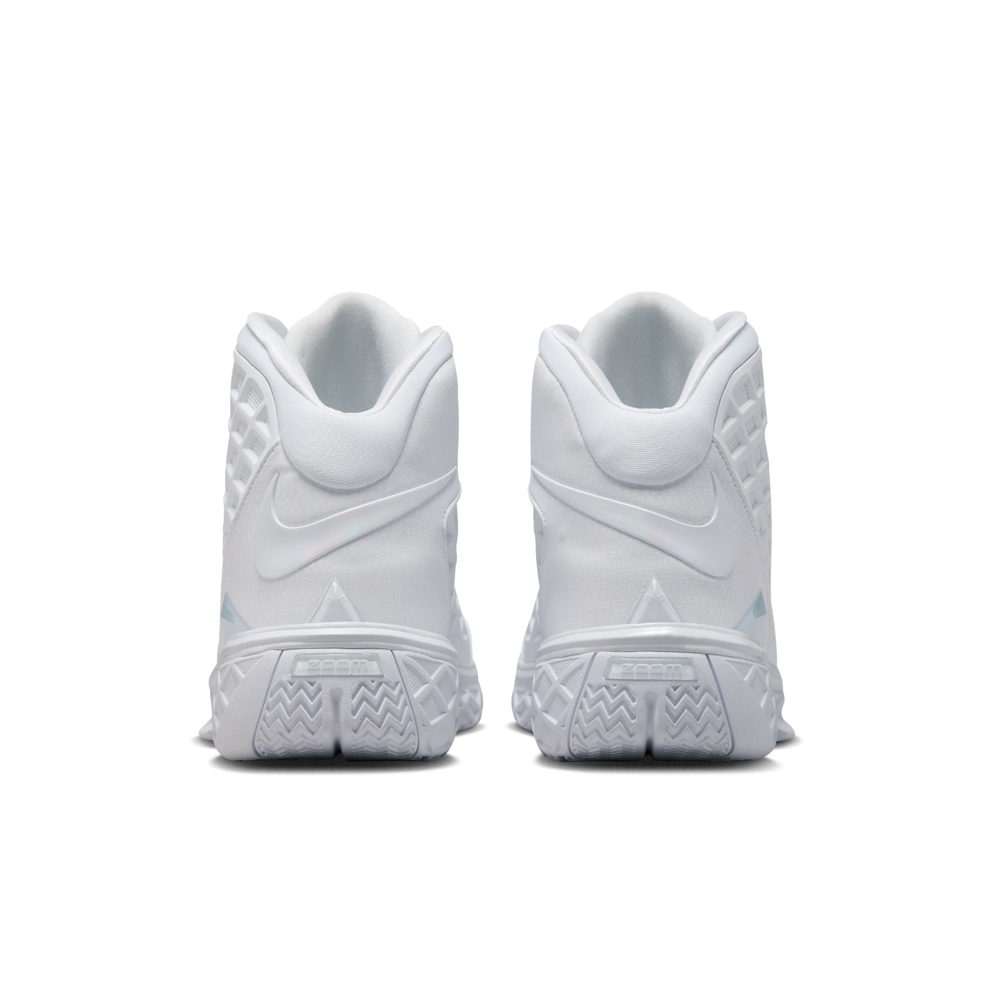 KOBE III PROTRO - WHITE - 8/23 LAUNCH