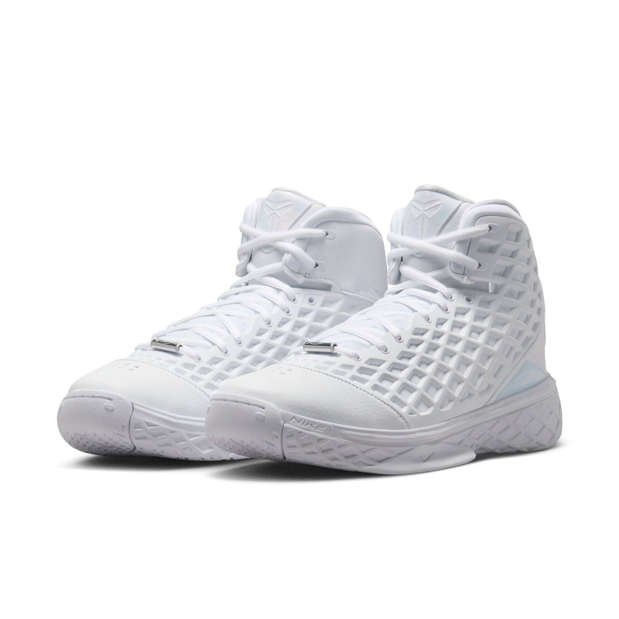 KOBE III PROTRO - WHITE - 8/23 LAUNCH