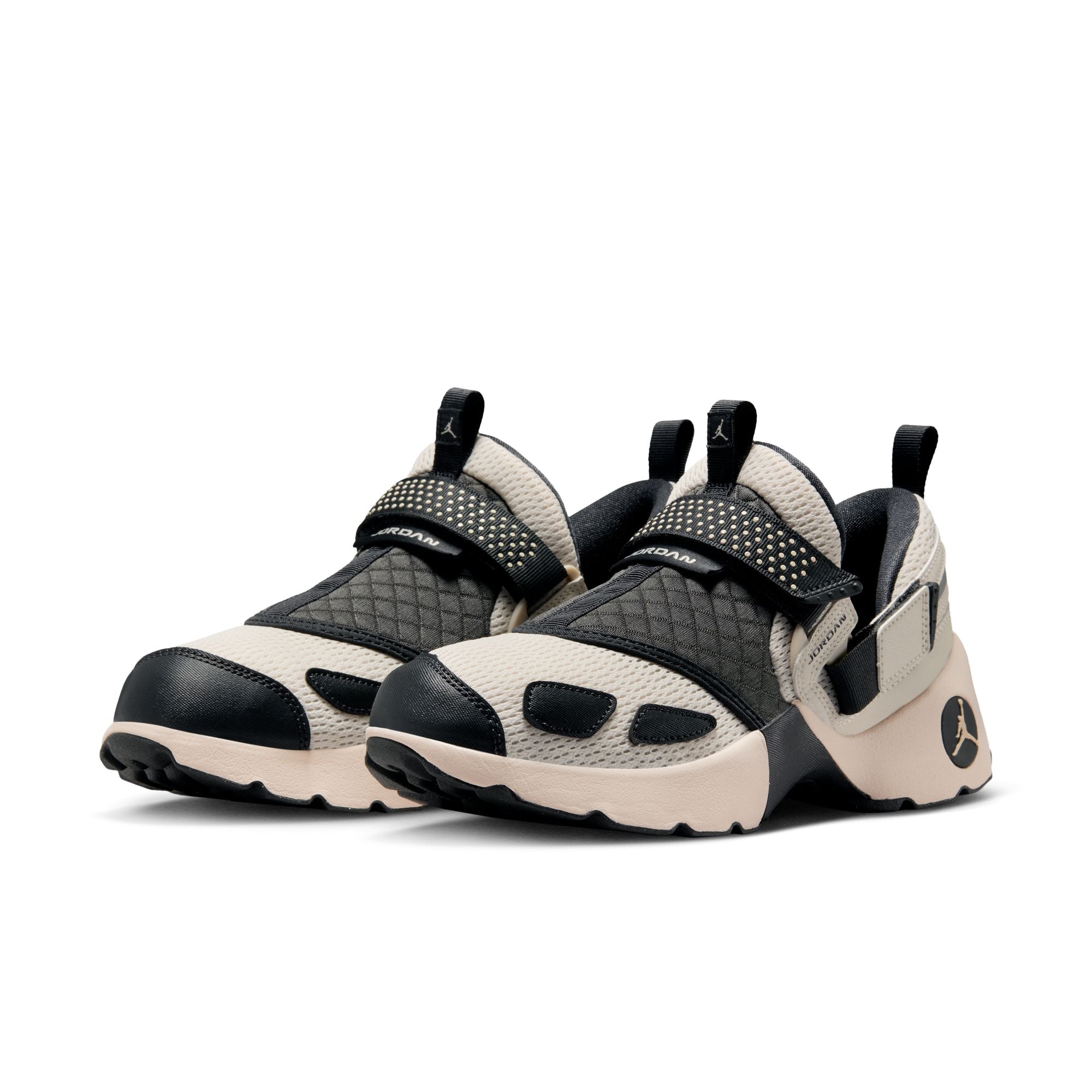 WMNS JORDAN TRUNNER LX - OREWOOD