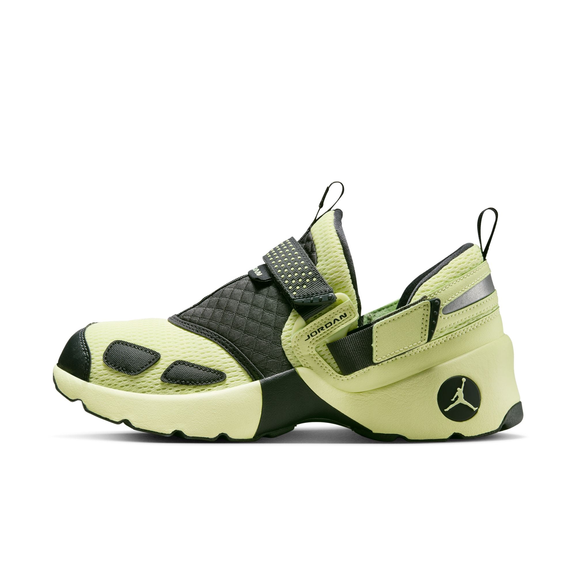 WMNS JORDAN TRUNNER LX - LUMINOUS GREEN