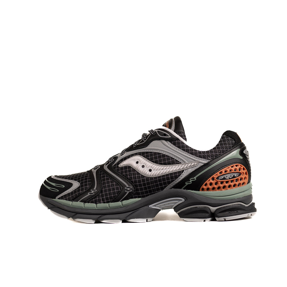 SAUCONY PROGRID TRIUMPH 4 - SHADOW