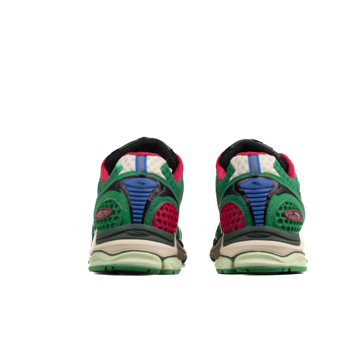 SAUCONY x JAE TIPS PROGRID TRIUMPH 4 - SUGAR MAPLE