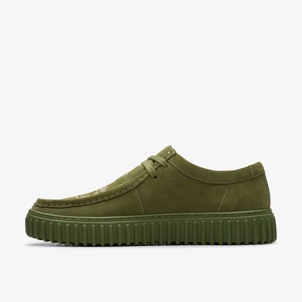 CLARKS X PLEASURES TORNHILL DRGNLO - OLIVE SUEDE