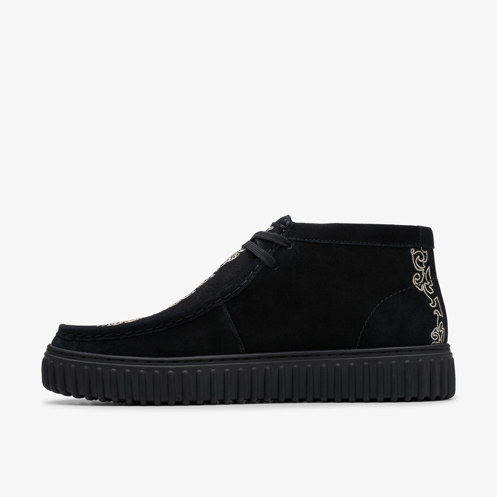 CLARKS X PLEASURES TORNHILL WOVEN - BLACK SUEDE