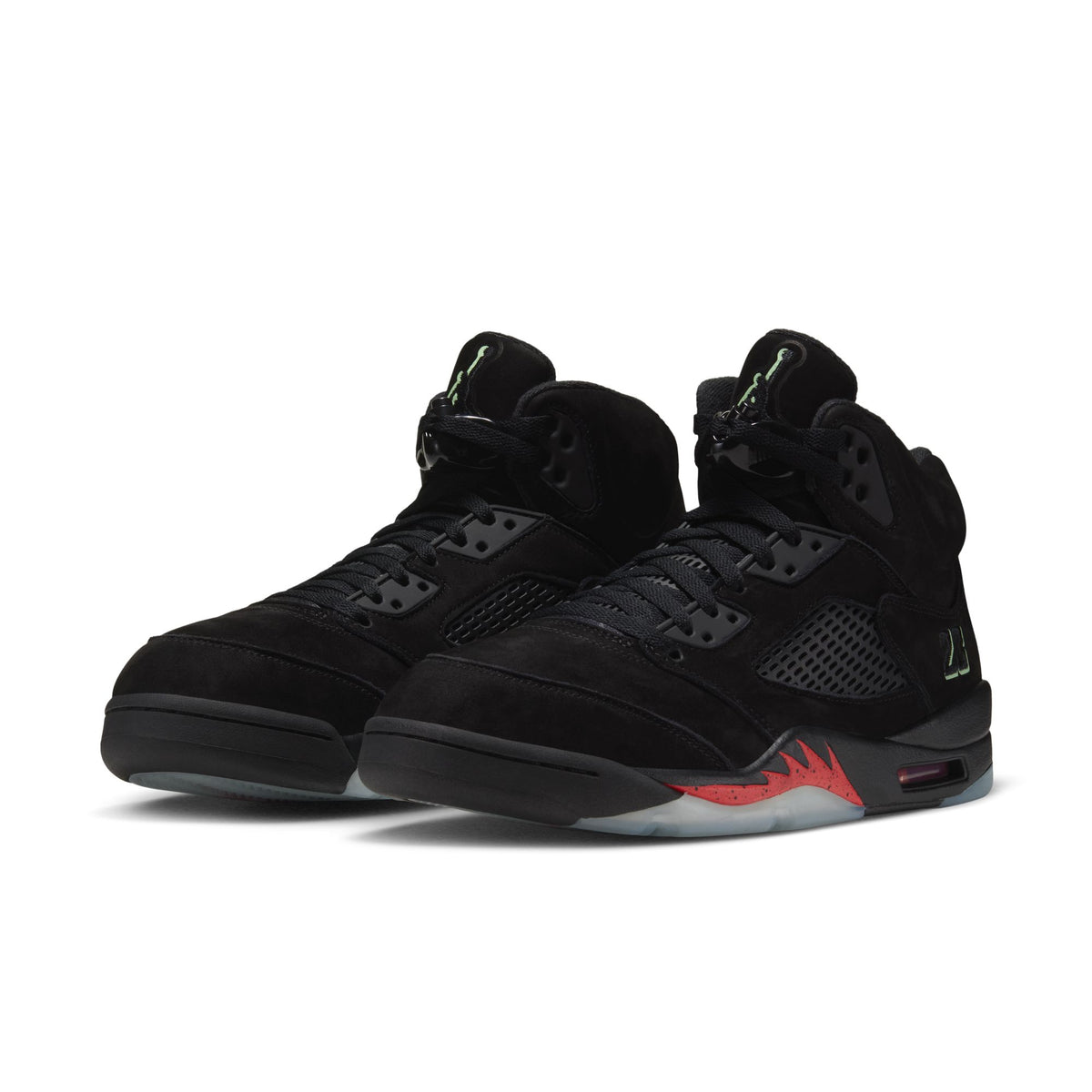 AIR JORDAN 5 RETRO - HALLOWEEN - 10/17 LAUNCH