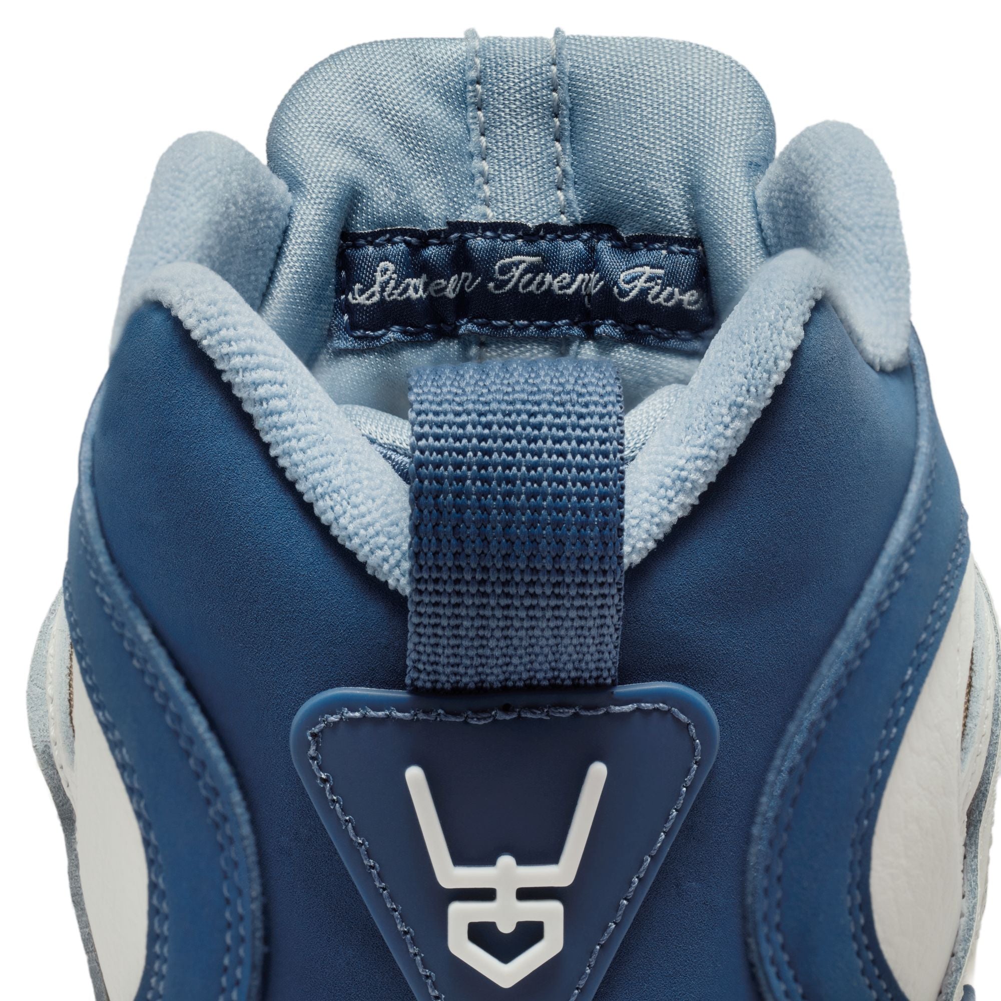 NIKE AIR DIAMOND TURF II - MYSTIC NAVY