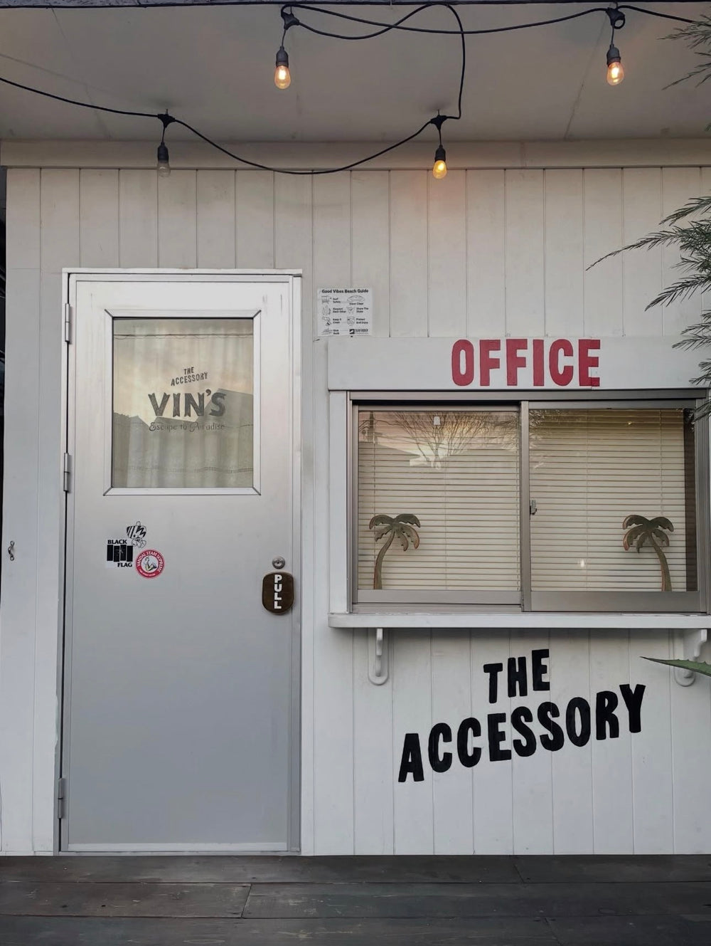 VIN'S VINTAGE  ACCESSORY'S