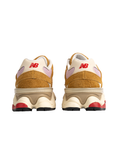 New Balance 9060 - Beige Pink