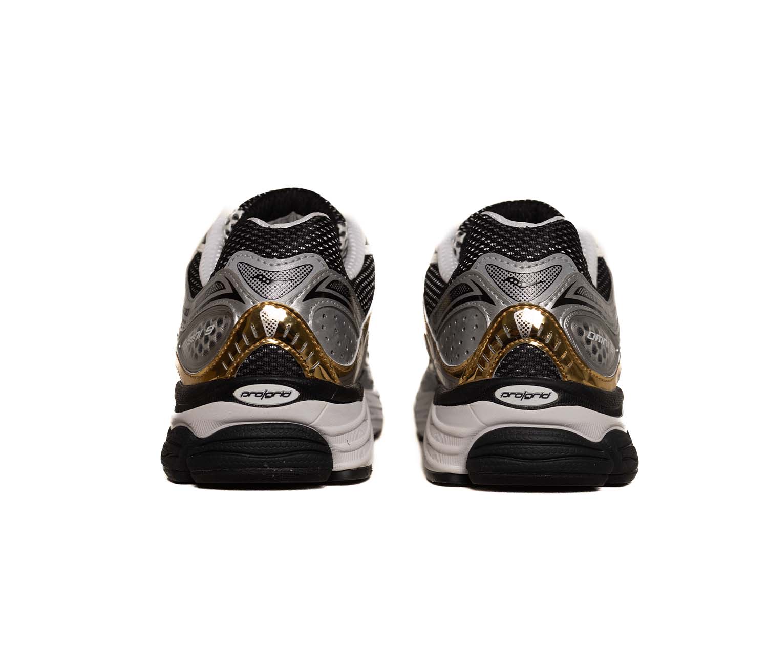 SAUCONY PROGRID OMNI 9 - SILVER GOLD